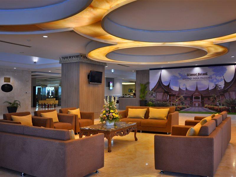 Truntum Padang Hotel Kültér fotó