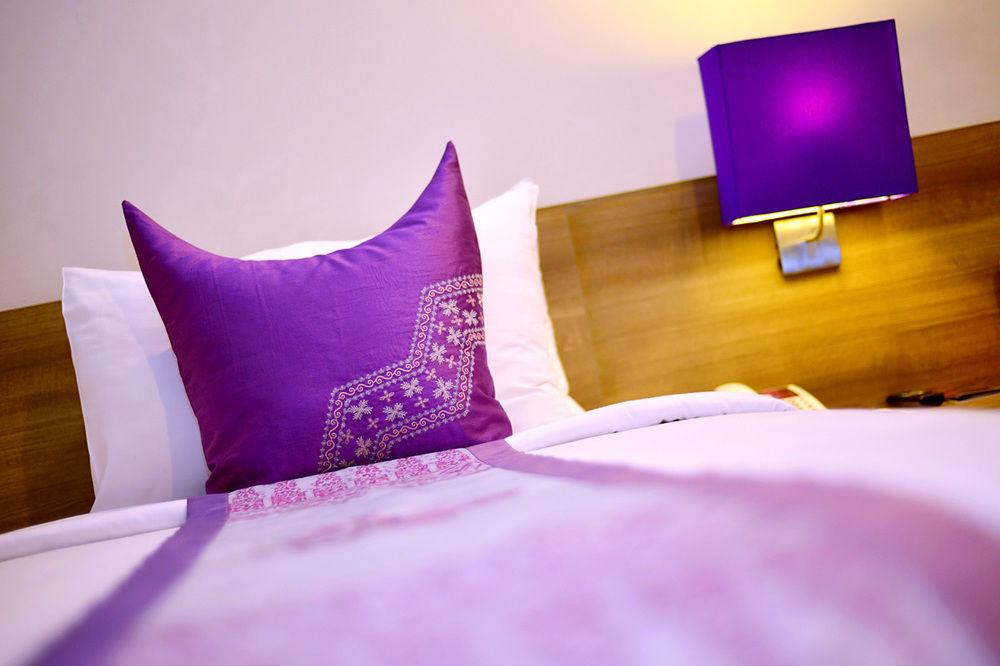 Truntum Padang Hotel Kültér fotó