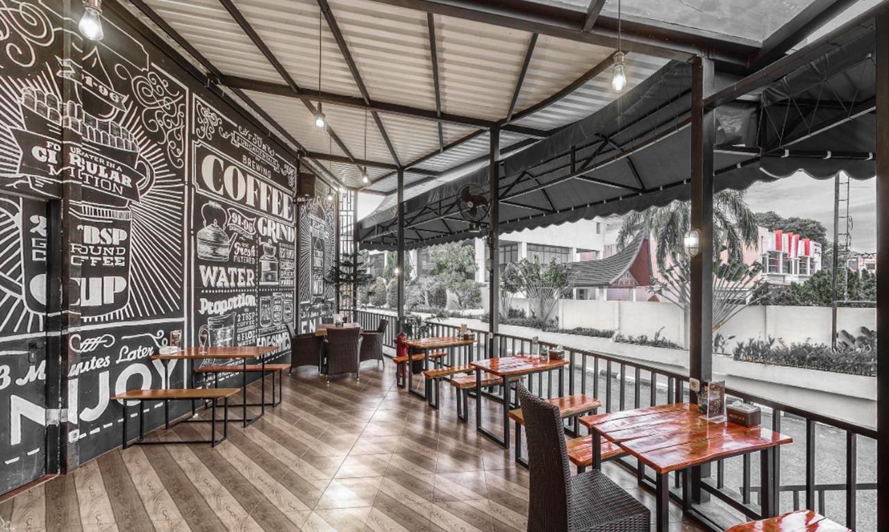Truntum Padang Hotel Kültér fotó