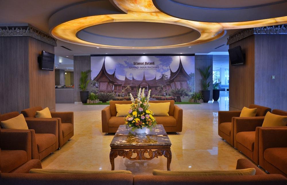 Truntum Padang Hotel Kültér fotó